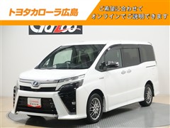 トヨタ　ヴォクシーHEV ZSキラメキ2