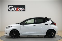 ヤリスHEV Zウルバーノ