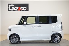 N-BOXカスタム ターボ 4WD