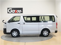 ハイエースバン デラックス 4WD