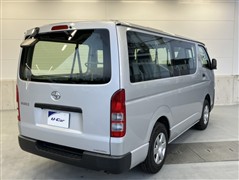 ハイエースバン デラックス 4WD