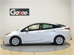 プリウス S セーフティプラス2