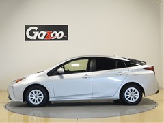 プリウス S セーフティプラス2