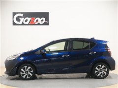 アクア S スタイルブラック