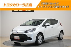 トヨタ アクア X