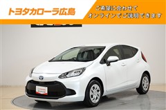 トヨタ アクア X