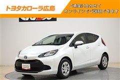 トヨタ アクア X