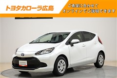 トヨタ アクア X