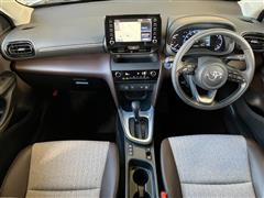 ヤリスクロス HV Z