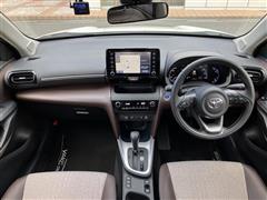 ヤリスクロス HV Z