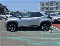 ヤリスクロス HV Z