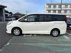 ノア Xディライトプラス