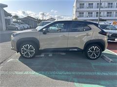 ヤリスクロス HV Z