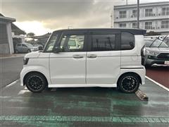 N-BOX カスタムL ターボ