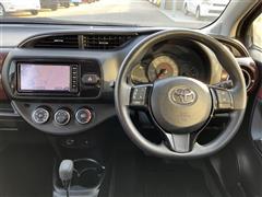 ヴィッツ ジュエラ