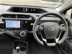 アクア S スタイルブラック