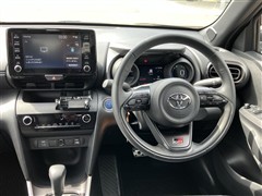 ヤリスクロスHV GR スポーツ