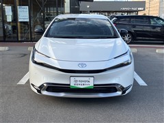 プリウスPHV Z