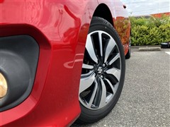スイフト ハイブリッド RS