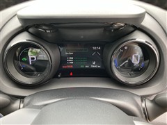 ヤリス ハイブリッド Z