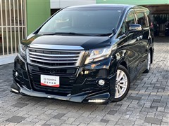 トヨタ　アルファード S