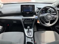 ヤリスクロス HV G