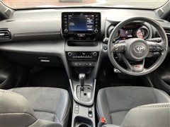 ヤリスクロス GR スポーツ