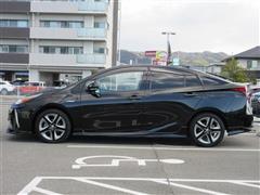 プリウス A ツーリングセレクション