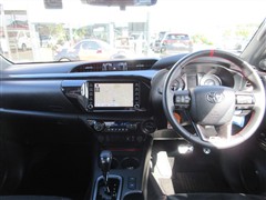 ハイラックス Z GRスポーツ