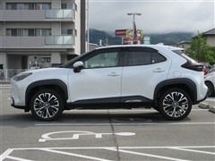 ヤリスクロス HV Z