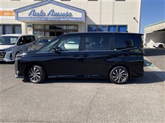 ヴォクシーHEV S-Z