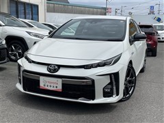 トヨタ プリウスPHEV GR SPORT