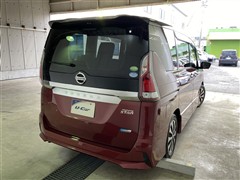 セレナ ハイウェイスターVセレクション2