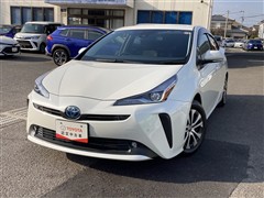 トヨタ プリウス S