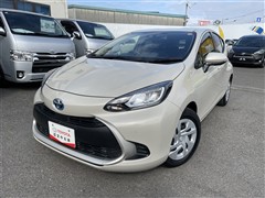 トヨタ　アクア G