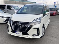 セレナ ハイウェイスター V