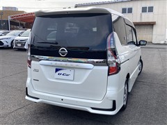 セレナ ハイウェイスター V