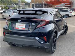 C-HR Gモードネロ