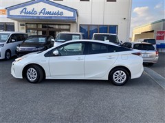 プリウス Sセーフティープラス