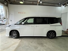 ノアHEV S-Z