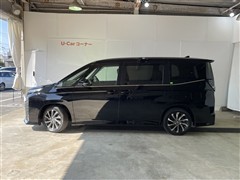 ヴォクシーHEV S-Z