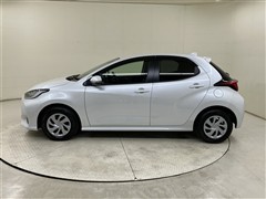 ヤリス ハイブリッド G