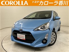 トヨタ　アクア S