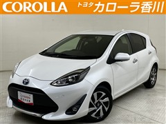 トヨタ　アクア Sスタイルブラック