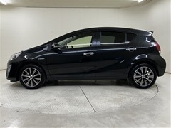 アクア Sスタイルブラック