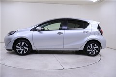 アクア Sスタイルブラック