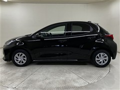 ヤリス ハイブリッド G