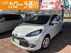 トヨタ　アクア G