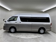 ハイエースW グランドキャビン