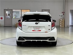 アクア G GRスポーツ 17インチ